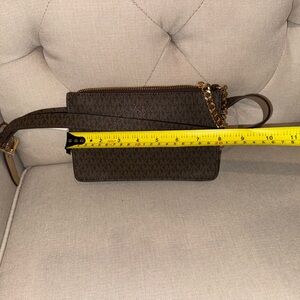 Michael kors Brown waist wallet brand new